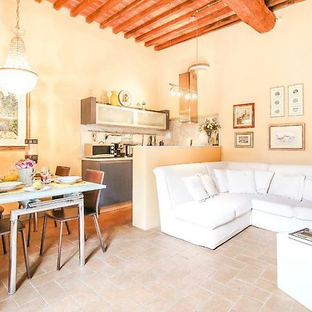 Apartment Guinigi With Private Courtyard Lucca Ngoại thất bức ảnh