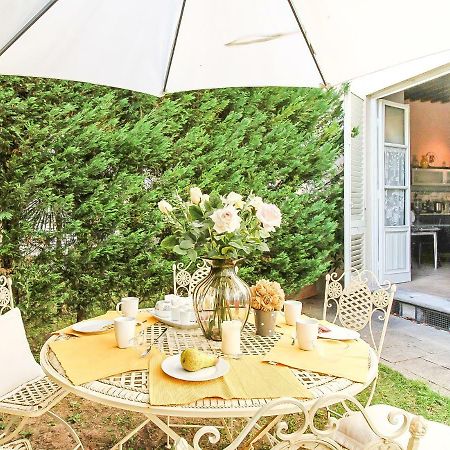 Apartment Guinigi With Private Courtyard Lucca Ngoại thất bức ảnh